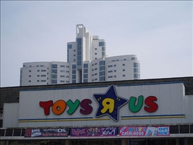 Toys R Us